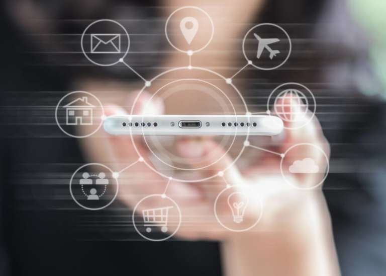 Retinas o huellas, el método de pago favorito de los millennials