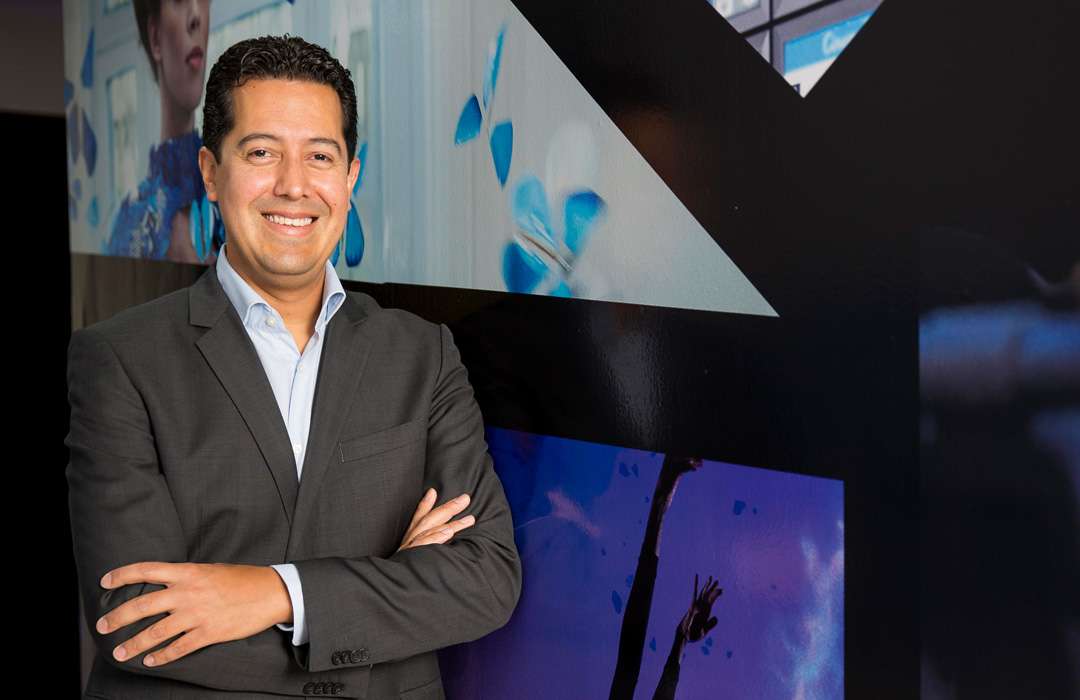 Santiago Cardona, director General de Intel en México.