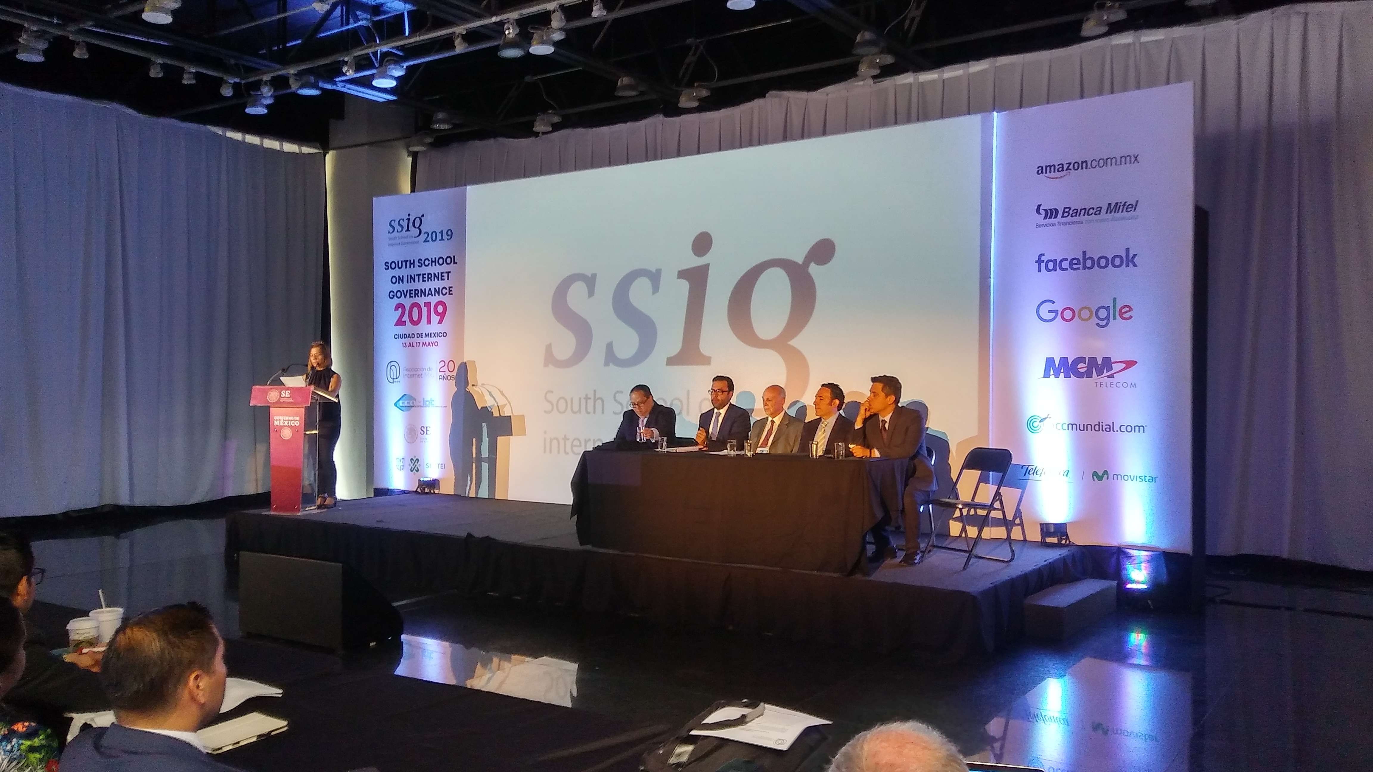 Expertos internacionales debaten en México acerca de la gobernanza de Internet