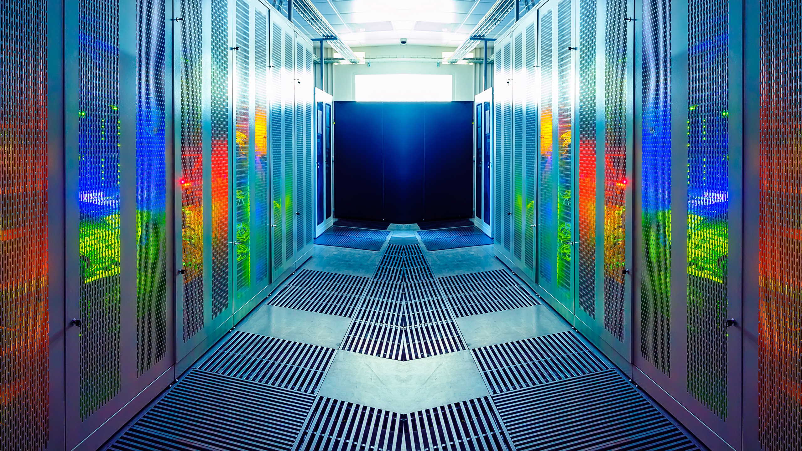 Mercado de servicios IaaS crece 40%: Amazon, Microsoft y Alibaba lo lideran