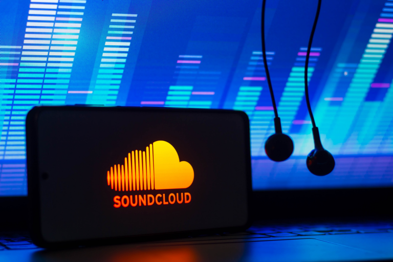 Logo SoundCloud en smartphone