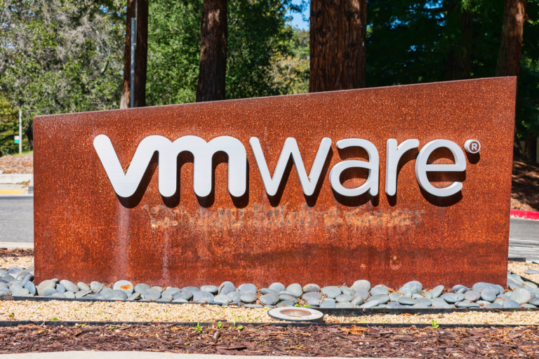 "Mientras seamos independientes contrataciones continúan": VMware a empleados