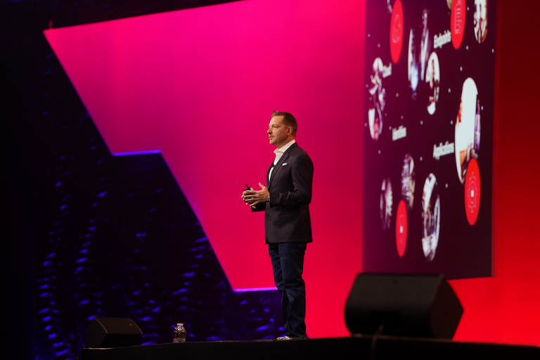 George Kurtz celebró la adquisición de Reposify