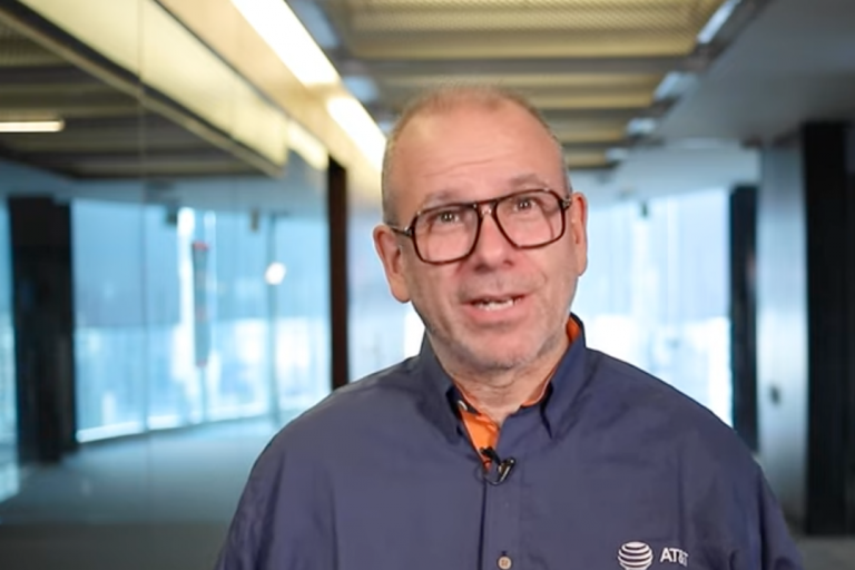 Sergio Almallo AT&T México anunció la expansión de la cobertura 5G