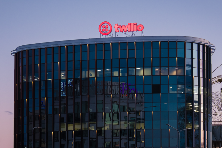 Twilio recortará 11% su fuerza laboral; "crecimos muy rápido", dice CEO