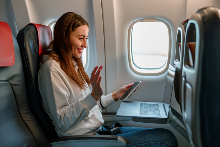 Unión Europea permite a las aerolíneas ofrecer servicios 5G durante sus vuelos