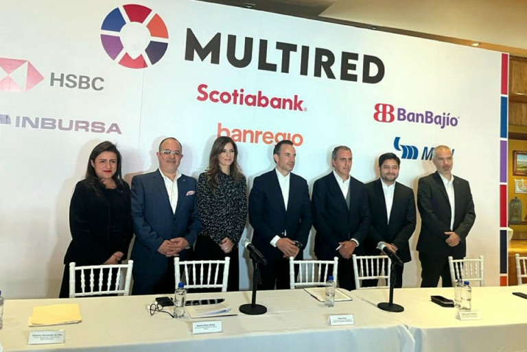Seis bancos en México anuncian "Multired" para evitar comisiones en cajeros