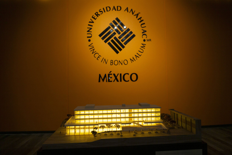 Universidad Anáhuac planea la creación de clúster tecnológico en Edomex