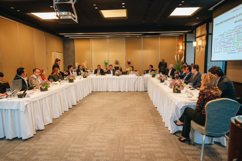 Así se puede mejorar la experiencia del cliente en el sector financiero, aseguran los líderes IT